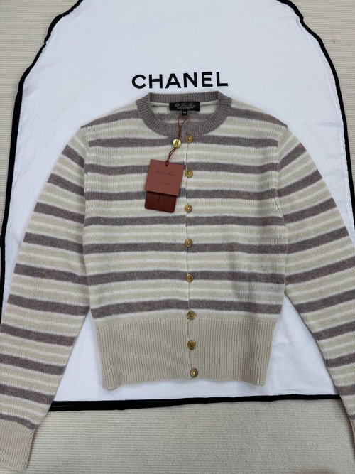 Loro Piana In-Depth Details of Branded Product