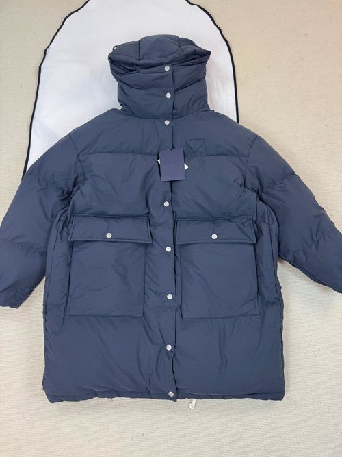 Prada Warm and Stylish Detailed Down Jacket