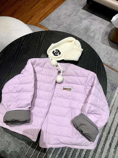 Balenciaga Parisian-Style Down Jacket Suitable for All Sizes