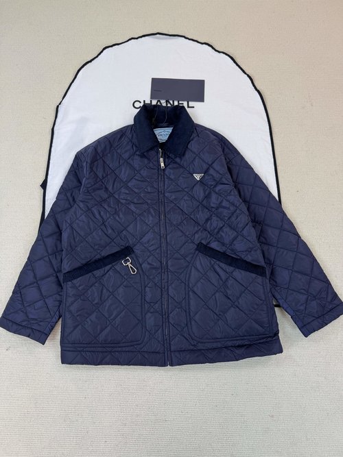 Prada Wonderful Detail Photos of Outer Coats