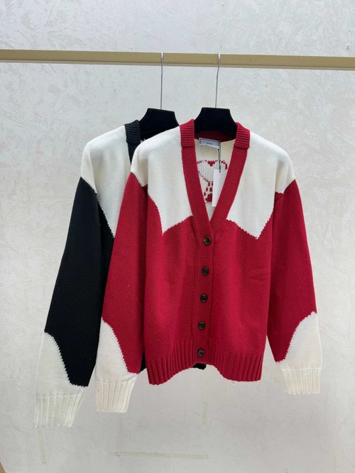 Ami Red and Black Contrast V-Neck Long Sleeve Knit Cardigan