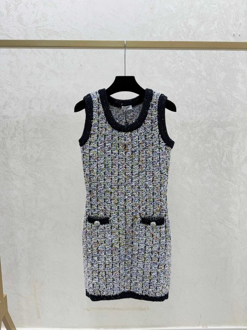 Chanel Color-Blocked Sequined Round-Neck Knit Dress in Three Colors