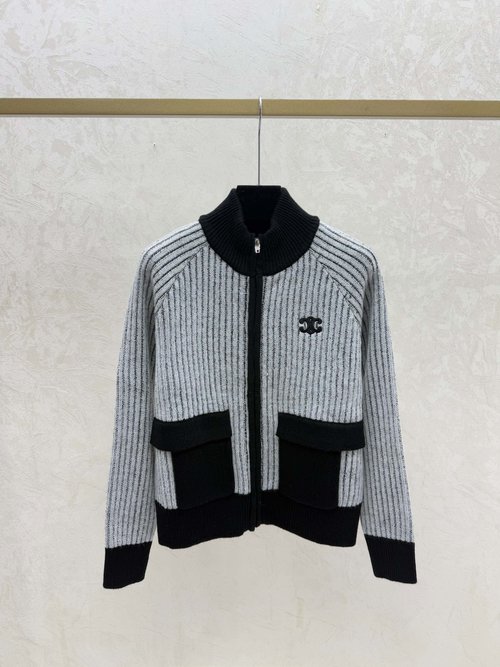 Celine Solid-color Turtleneck Long-sleeved Knitted Cardigan in Pink and Black