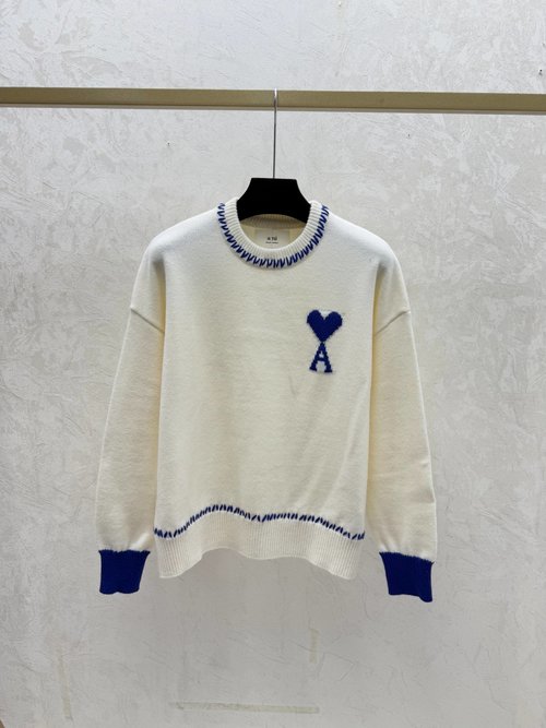 Ami Heavy Contrast Heart Letter Round Collar Knit Long Sleeve in Multi-Color