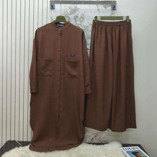 Prada Linen Suit with Elegant Hues and Relaxed Look