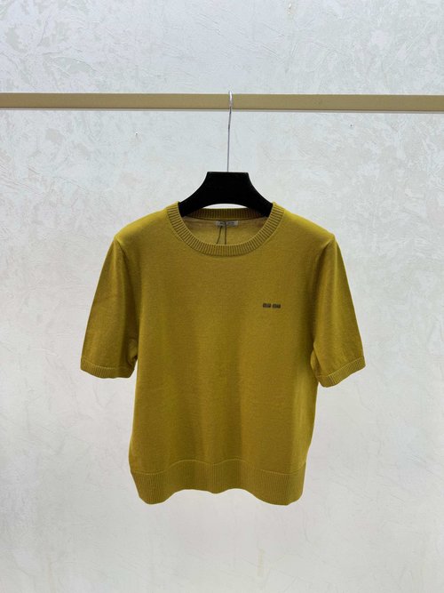 Miu Miu Solid Color Simple Round Neck Knit Short Sleeve in Apricot, Green & Purple