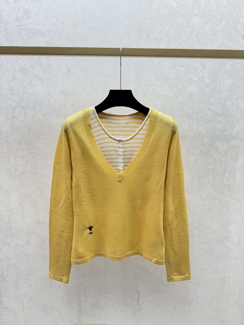Dior Elegant Knitted Long Sleeve Top with Contrast Fake Two-Piece Design