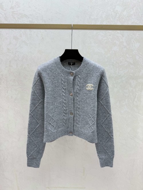 Chanel Solid-color Simple Round-neck Knitted Long Sleeve Cardigan in White, Pink & Grey