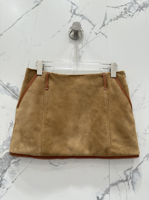 Miu Miu Zhang Yuanying Style Suede Mini Skirt with Exquisite Craftsmanship