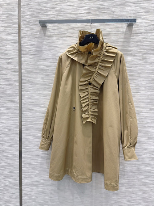 Chanel Luxury Shirt with 3D Cut, Special Fabric and Detachable Collar