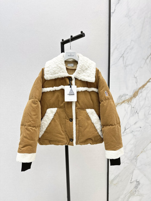 Moncler Customized Faux Lamb Wool Spliced Down Jacket: Light and Stylish