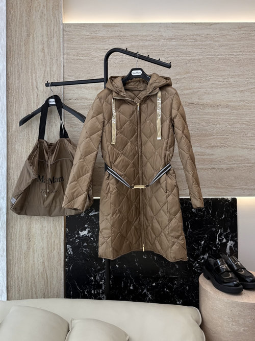 Max Mara Premium White Goose Down Hooded Zippered Slim-fit Down Jacket