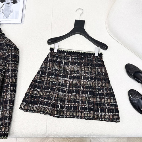 Chanel Stylish Knit Set: Stand - Collar Jacket and High - Waisted A - Line Skirt
