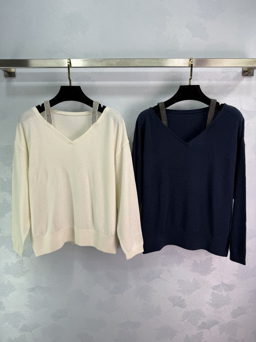 Loro Piana V-Neck Knit Two-Piece Set with Shoulder Straps and Rhinestones for All Occasions