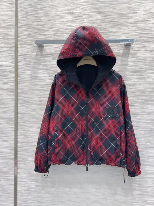 Burberry Classic Checked Coat with Windbreaker and Rider Suit Design, Reversible