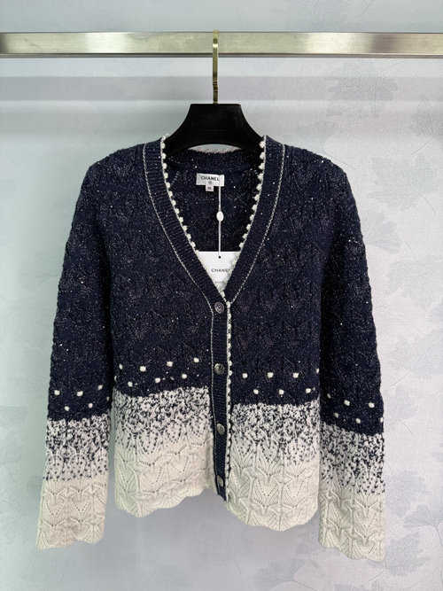 Chanel Double - layer Contrast Knit V - neck Cardigan with Fashionable Trim