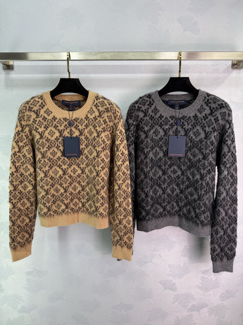 Louis Vuitton Crew-neck Jacquard Knit Top with Four-leaf Clover Pattern