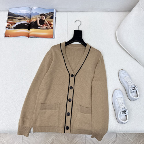 Loro Piana LP Collection V-neck Cashmere Wool Cardigan with Italian Aesthetic