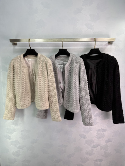 Loro Piana Cashmere Knit Coat with Puff Stitch, Retro and Fashionable