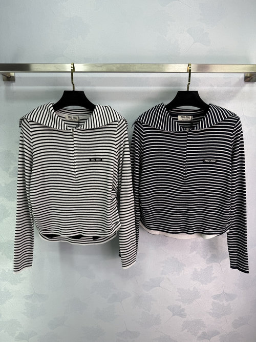 Miu Miu Comfortable Black and White Striped Hoodie