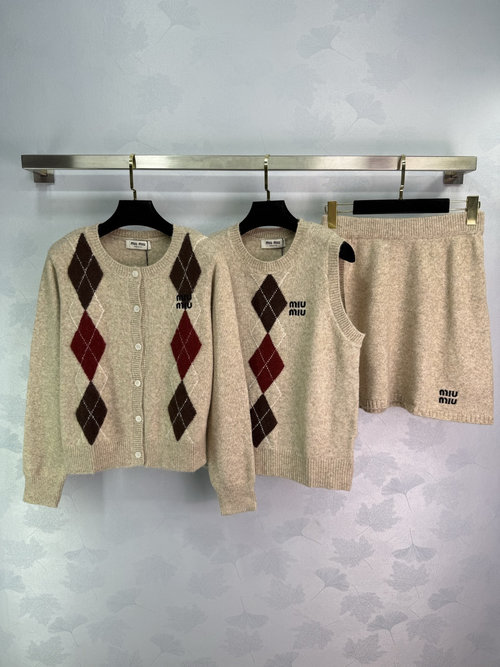 Miu Miu Customized Cashmere Wool Knit Three-Piece Set with Embroidered Logo