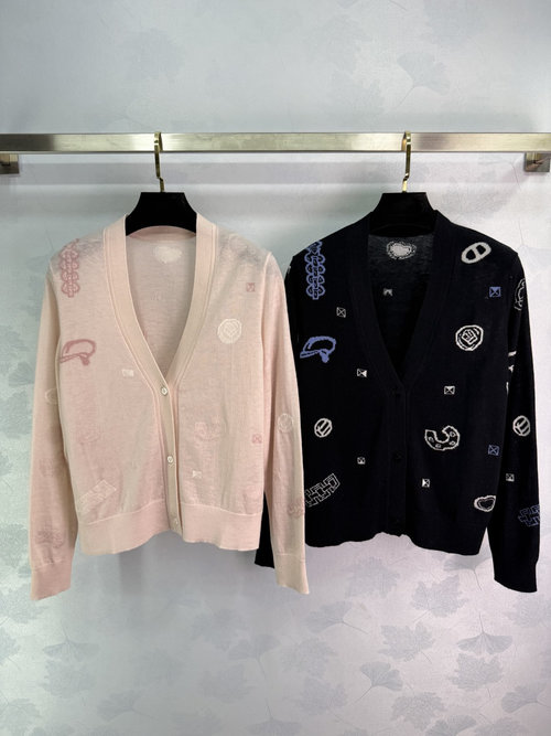 Hermes Jacquard V-Neck Cardigan with Fine Cashmere, Classic Slim Fit