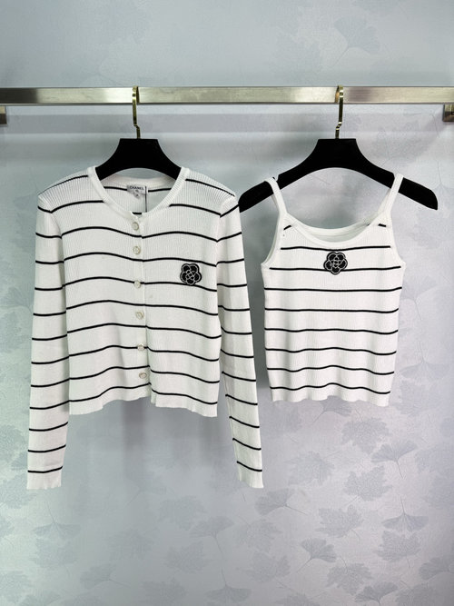 Chanel Fashionable Camellia Striped Two-Piece Set