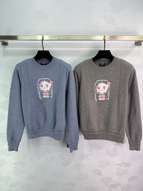 Chanel Hooked Flower Cartoon Pattern Knit Long-Sleeved Top, Soft and Elegant