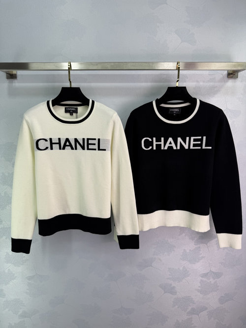 Chanel Knitted Long-sleeved Sweater with Logo, Comfortable and Stylish for Daily Attire