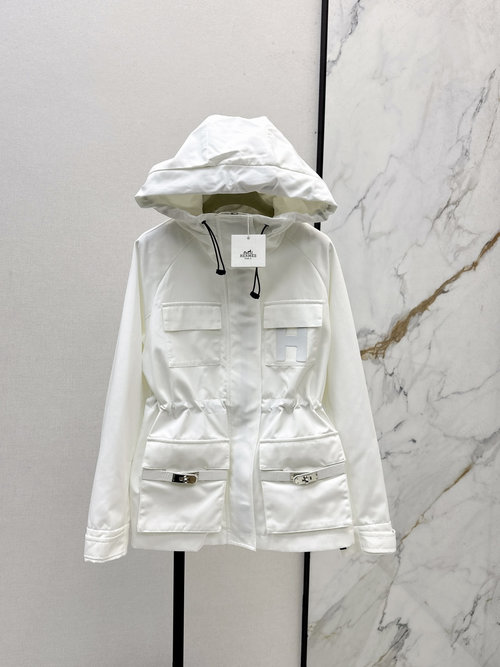 Hermes Stylish Workwear-Inspired Hooded Trench Coat for Daily Use