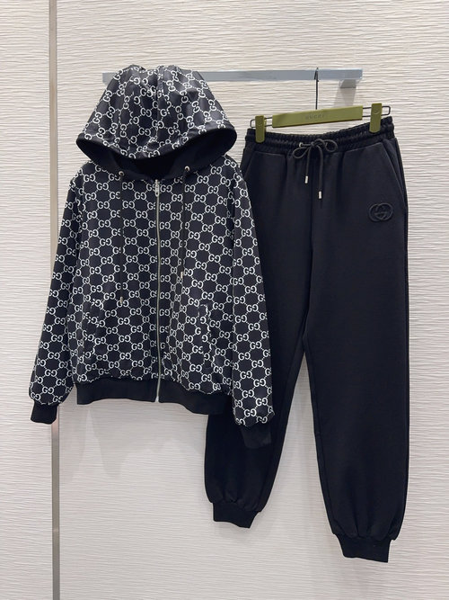 Gucci Reversible Suit Set, Stylish and Slimming, Wardrobe Essential