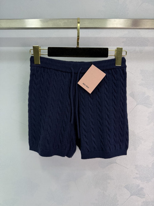 Miu Miu Cable Knit Shorts for a Slimming and Stylish Appearance
