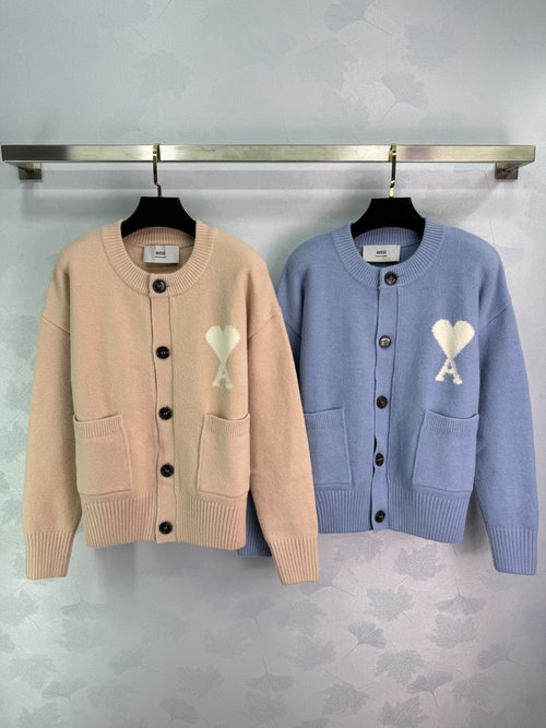 Ami Love Heart Knit Round-Neck Cardigan with Ribbed Edging and Embroidery