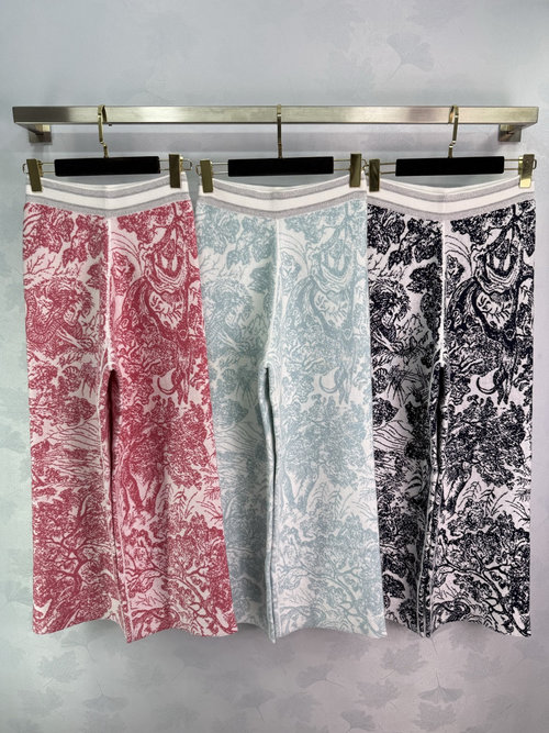 Dior Double-Sided Knitted Wide-Leg Pants with Floral Motifs