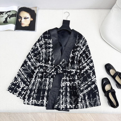 Bottega Veneta Leather-Trimmed Knit Blazer, Elegant and High-End