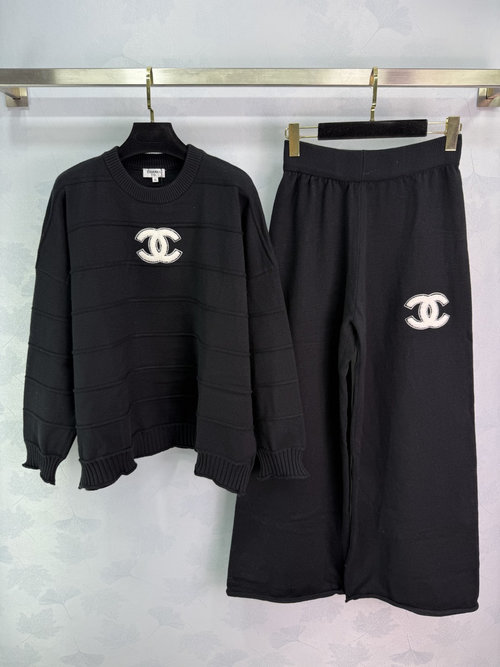Chanel Letter Knit Sweater and Pants Set, Comfortable and Fashionable