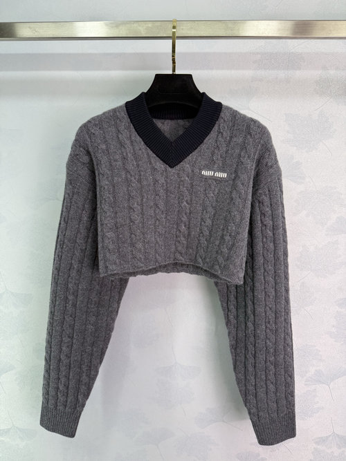 Miu Miu Customized Wool V-neck Knit Sweater with Heavy Twists