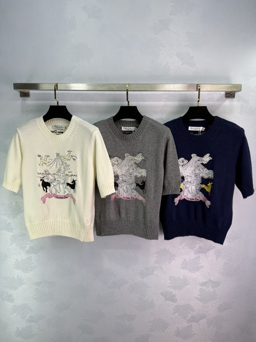 Dior Chic Round - Neck Embroidered Knit Short - Sleeve Top with Animal Motif