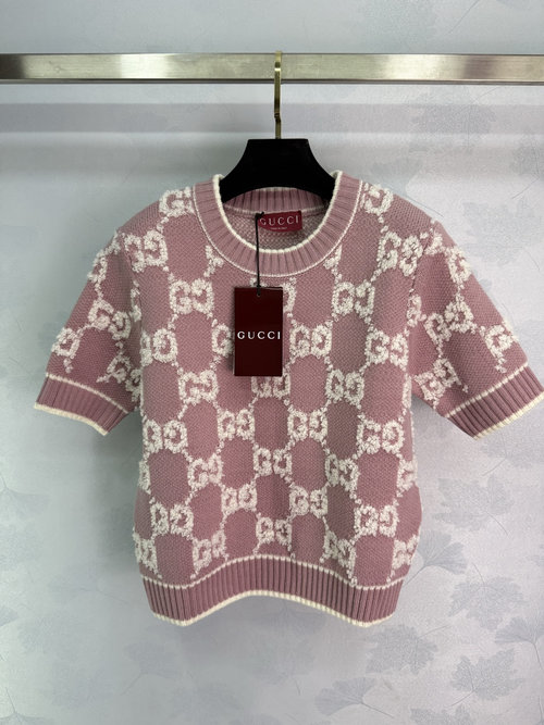 Gucci Color-block Patterned Crew Neck Knit with Chic Design