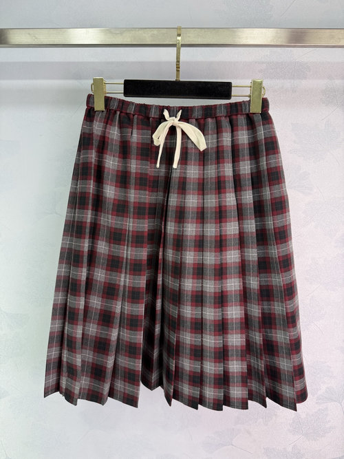 Miu Miu Sophisticated Red-Black Checked Wool Pleated Skirt with High-Waist Design