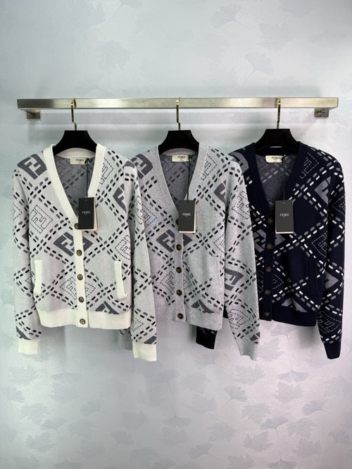 Fendi Refined Double F Diamond Pattern Knitted V-neck Cardigan in Soft Wool Fabric