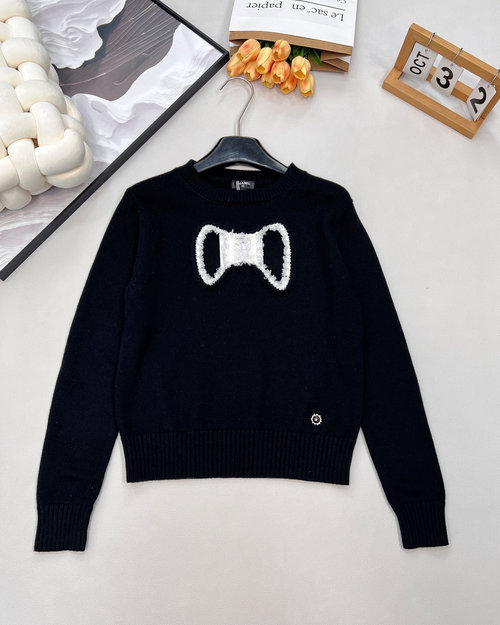 Chanel Round Neck Hollow-out Bow Knit Long Sleeve, Comfortable and Stylish