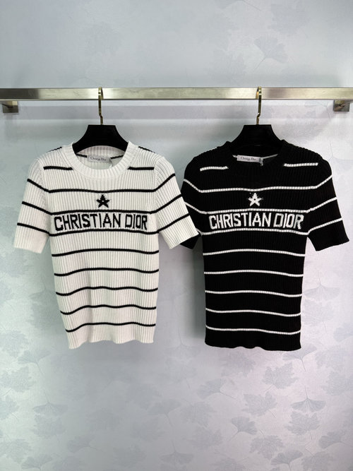 Dior Stripe Knit Short-sleeve with Star Logo for a Stylish Look