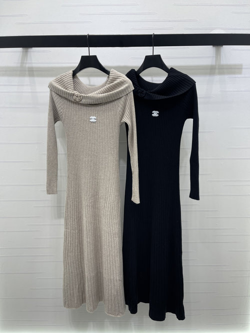Chanel Vertical Ribbed Knit Long Sleeve Dress with Double C Embroidery, Wool Blend Fabric