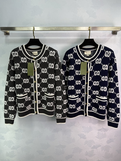 Gucci Fashionable All-over Jacquard Knit Cardigan with Logo