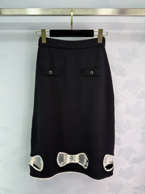 Chanel Black Bow-Knot Knit Skirt with Hollow Design and Pearl Embellishment