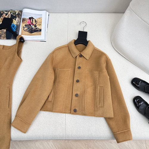 Louis Vuitton Double-Faced Wool Collared Stylish Coat