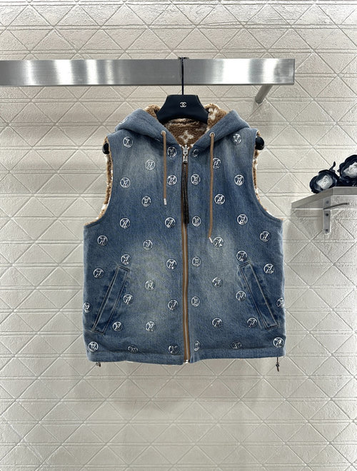 Louis Vuitton Reversible Teddy Wool Vest with Four - Leaf Clover Embroidery