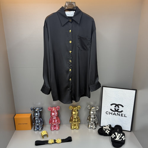 Schiaparelli Fashionable Accessory with Golden Hardware for Jeans