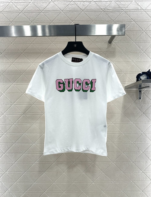 Gucci Custom Cotton T-Shirt with Printed Logo and Refined Style